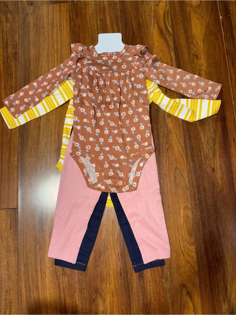 Carter's 4 Piece Matching Long-Sleeve Bodysuit and Pant Set